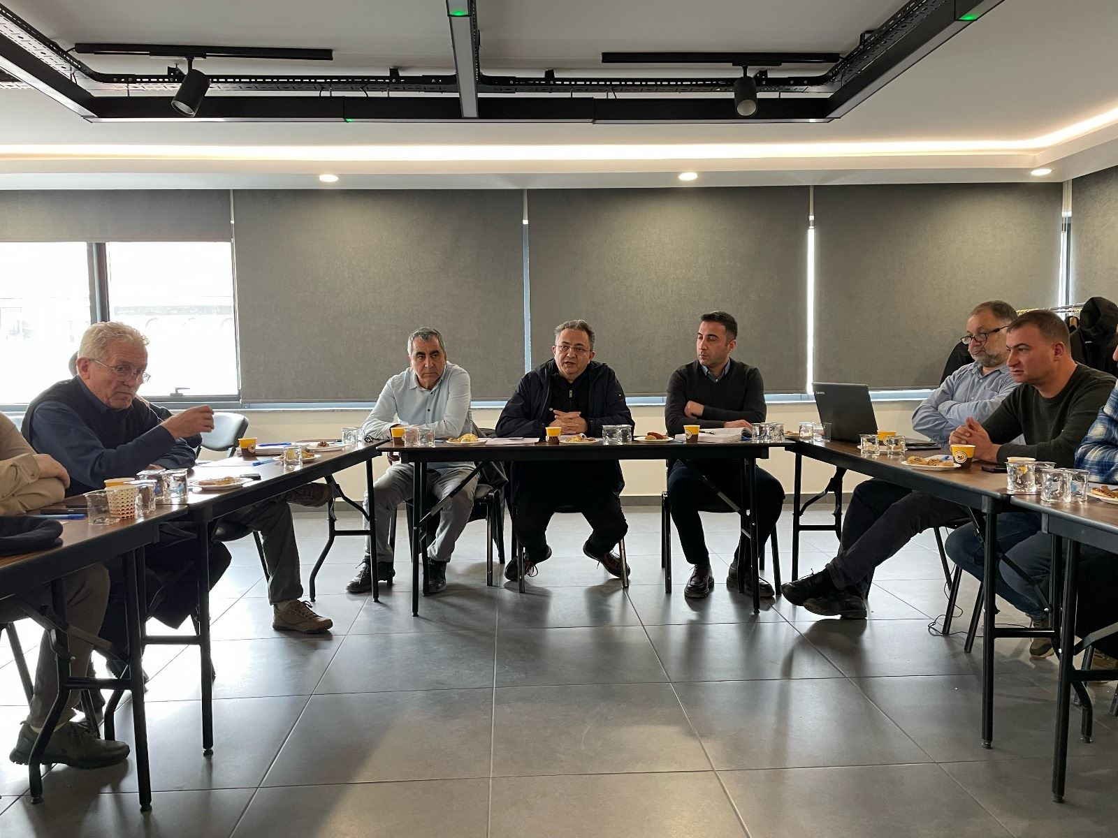 TMMOB MADEN MÜHENDİSLERİ ODASI MERKEZ VE ŞUBELER TOPLANTISI 15 ŞUBAT 2025 CUMARTESİ GÜNÜ ODAMIZ GENEL MERKEZ HİZMET BİNASINDA GERÇEKLEŞTİRİLMİŞTİR.