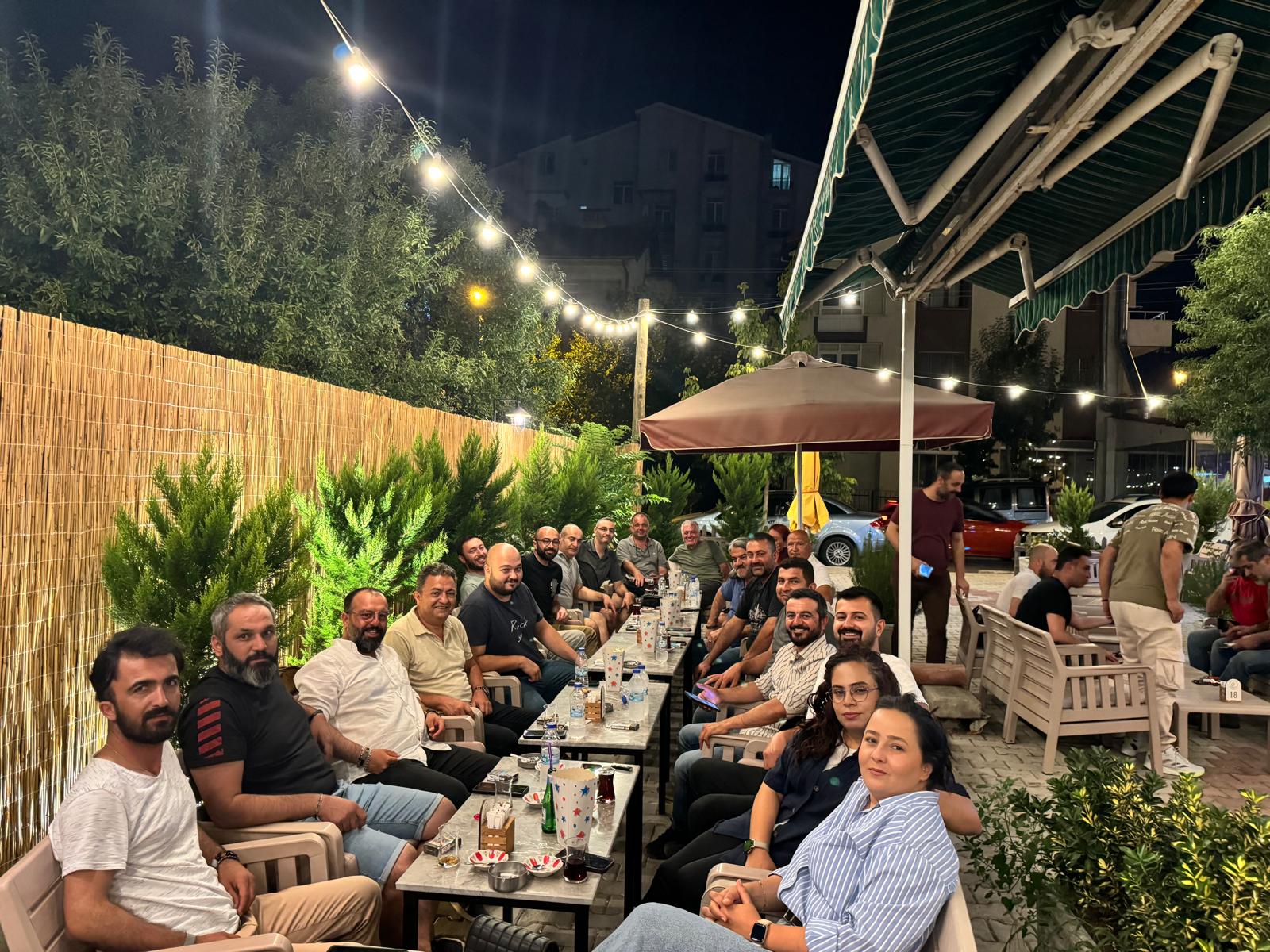 YÖNETİM KURULU BAŞKANIMIZ AYHAN YÜKSEL VE YÖNETİM KURULU ÜYEMİZ FATİH TÜTÜNCÜ'NÜN KATILIMIYLA ISPARTA’DA ÜYE TOPLANTISI GERÇEKLEŞTİRDİK. 