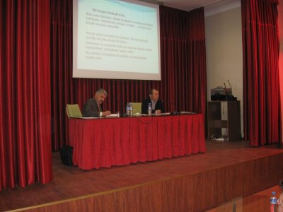 Ücretli ve İşsiz Mühendisler Ankara Bölge Kurultayı Hazırlık Toplantıları kapsamında Afyon ili ikinci toplantısı 11 Ekim 2009 Pazar günü Afyon Kocatepe Üniversitesi Kültür Merkezi&#8217;nde yapıldı. 