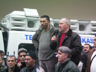 Maden Mühendisleri Odası Tekel İşçilerinin Yanında.