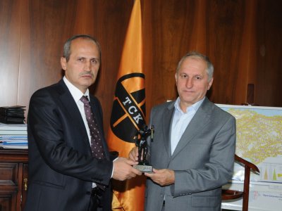 KARAYOLLARI GENEL MÜDÜRÜ ZİYARET EDİLDİ.