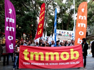 19 EYLÜL MÜHENDİS, MİMAR VE ŞEHİR PLANCILARI DAYANIŞMA GÜNÜNDE, TMMOB BİR KEZ DAHA SÖZÜNÜ ÖRGÜTLÜ GÜCÜ İLE SÖYLÜYOR