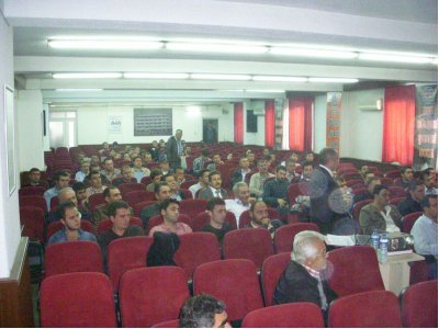 MANİSA SOMA&#8217;DA İŞ SAĞLIĞI VE GÜVENLİĞİ YASASI KONULU ÇALIŞTAY DÜZENLENDİ.